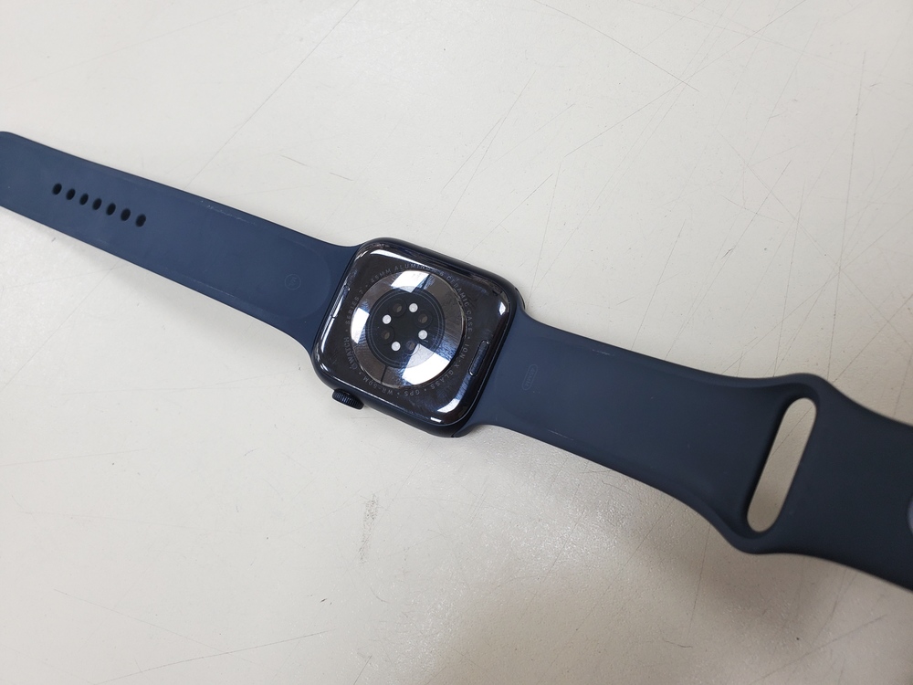 Смарт-часы Apple Watch Series 7 45mm