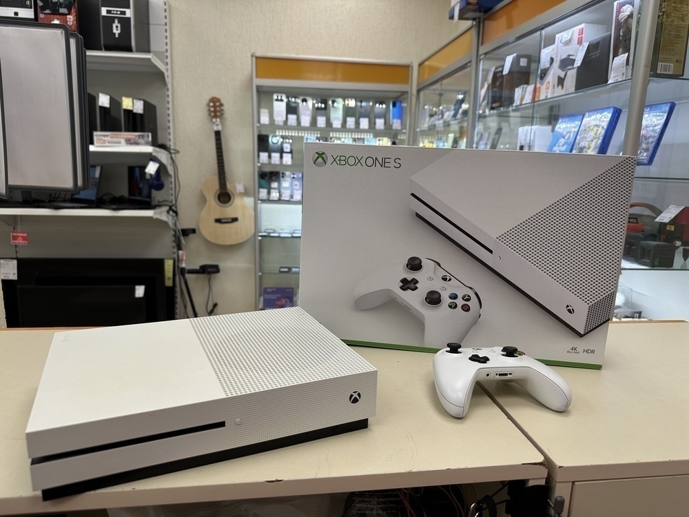 Игровая приставка Xbox Series S 1Tb SSD