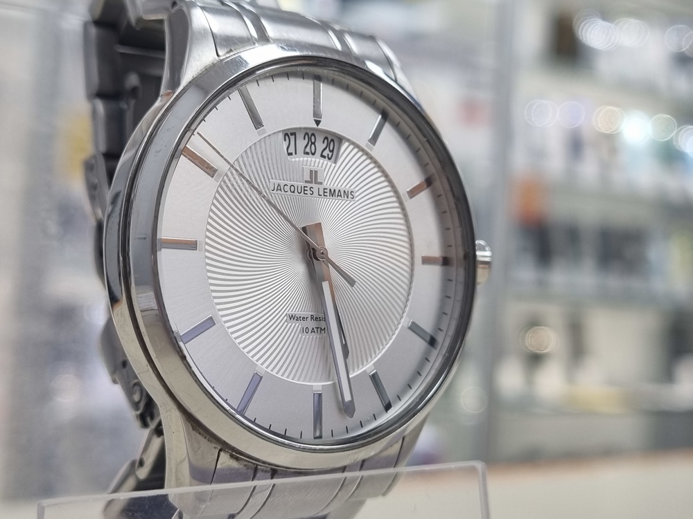 Часы наручные JACQUES LEMANS 1-1540,1;