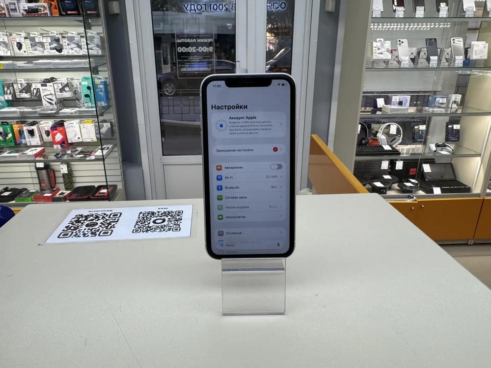Смартфон Apple iPhone 11 64Gb