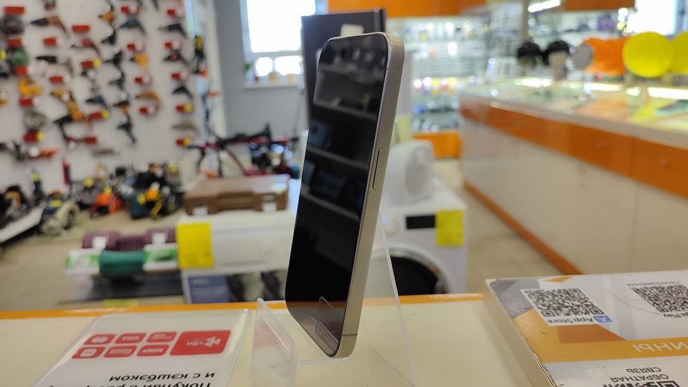 Смартфон Apple Iphone 15 Pro 128Gb