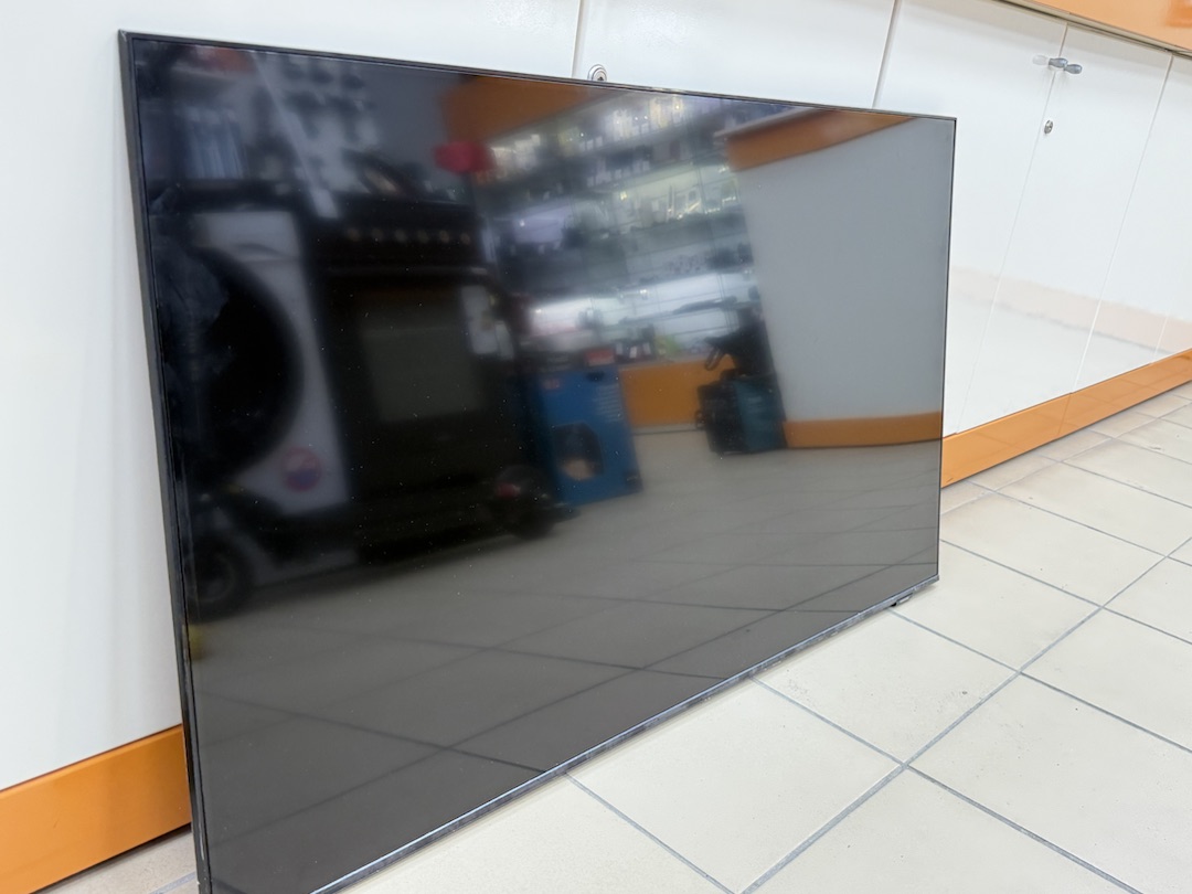 LED Телевизор Samsung UE50DU8000