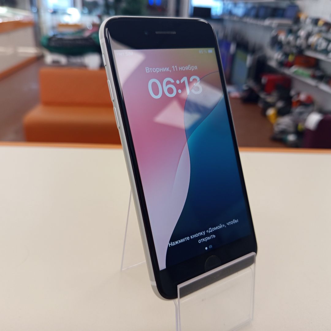 Смартфон Apple Iphone SE 2022 64GB