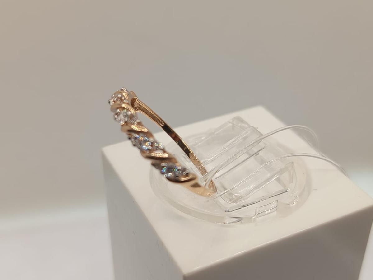 КОЛЬЦО С КАМНЯМИ (Au 585)