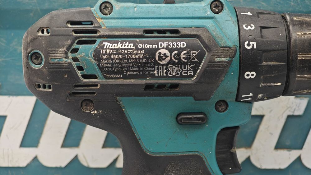 Шуруповерт Makita DF333D