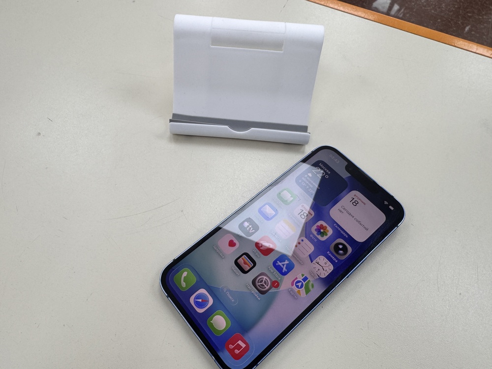 Смартфон Apple iPhone 13 128Gb