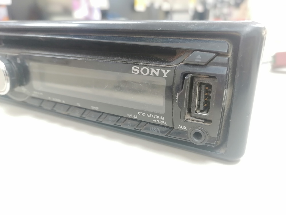 Магнитола SONY CDX-GT470UM;