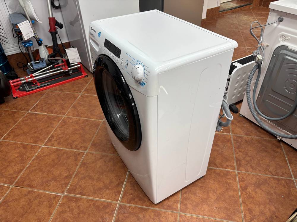 Стиральная машина Candy CSS4 1072DB1/2-07