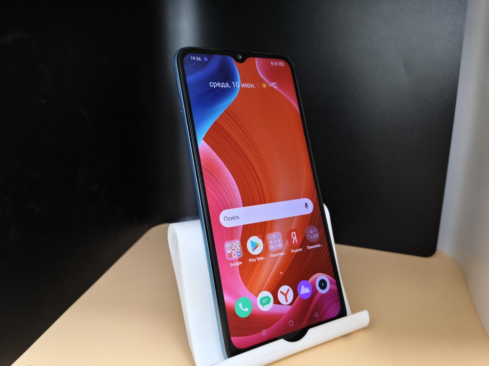 Смартфон Realme C21 3/32