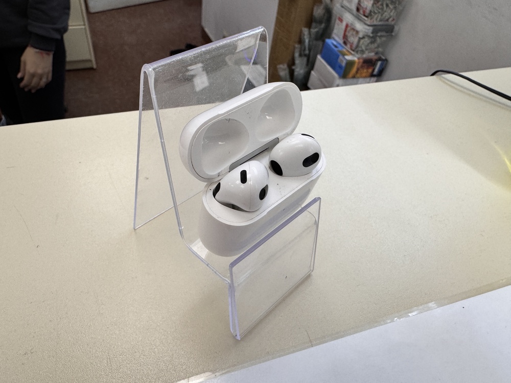 Наушники беспроводные Apple Airpods 3