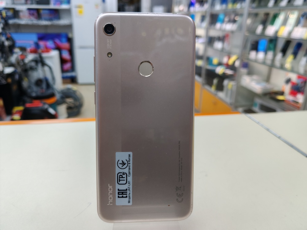 Смартфон Honor 8A 2/32