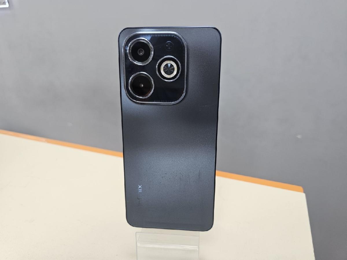 Смартфон Infinix HOT 40i 8/128