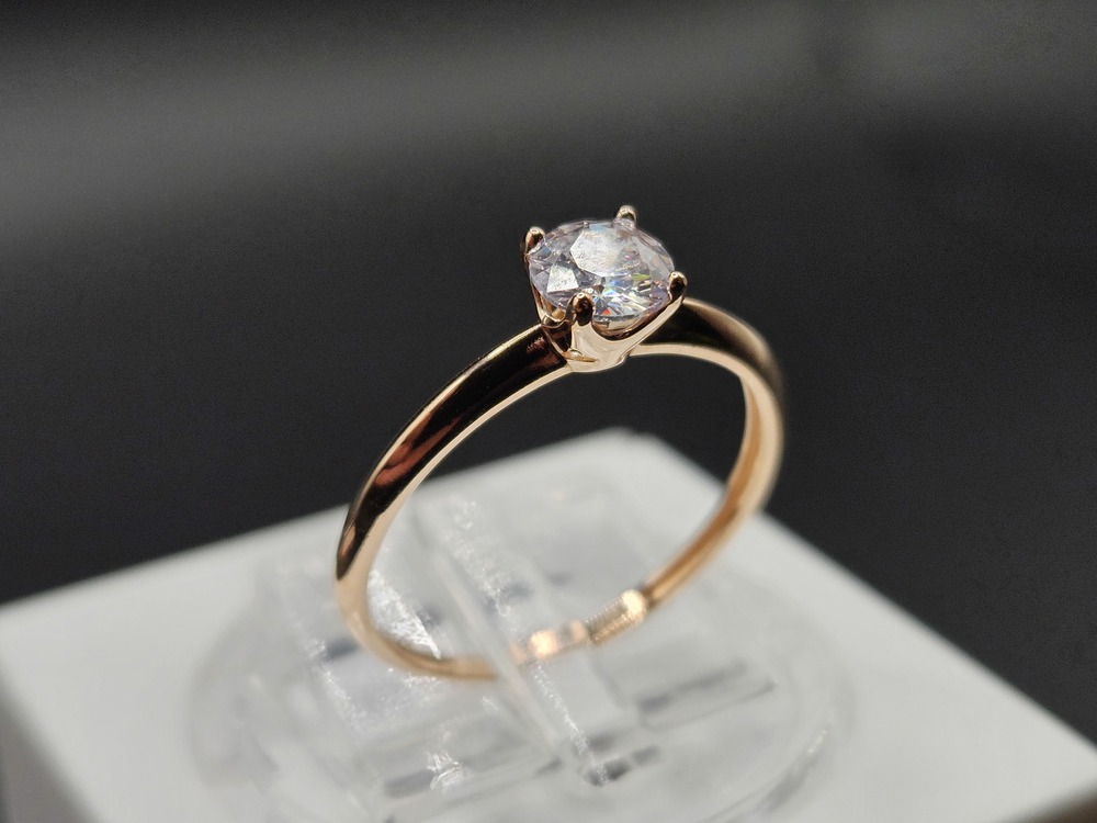 КОЛКМ585 КОЛЬЦО С КАМНЕМ (Au 585)