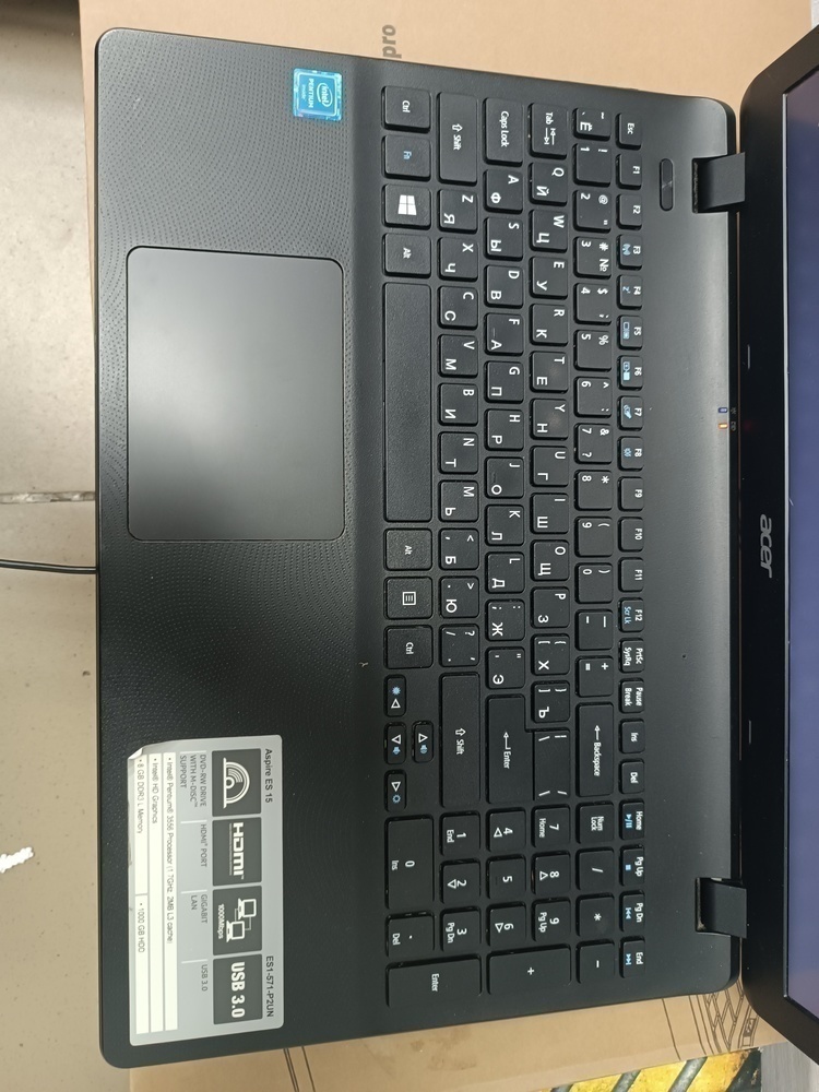 Ноутбук Acer ES1; Pentium 3556U, HD Graphics, 8 Гб, 1 Tb