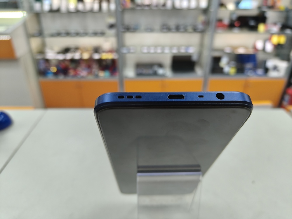 Смартфон Oppo A17