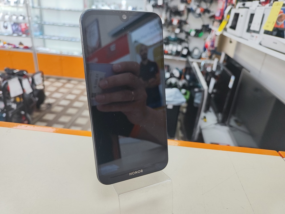 Смартфон Honor 8S 2/32