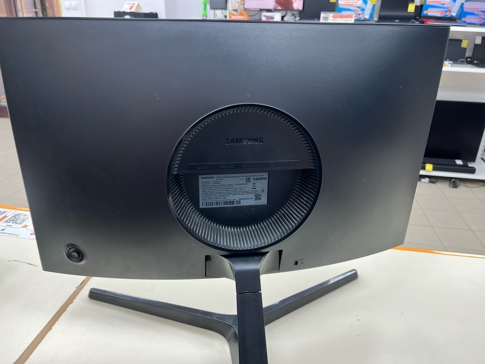 Монитор Samsung C24RG50FQI