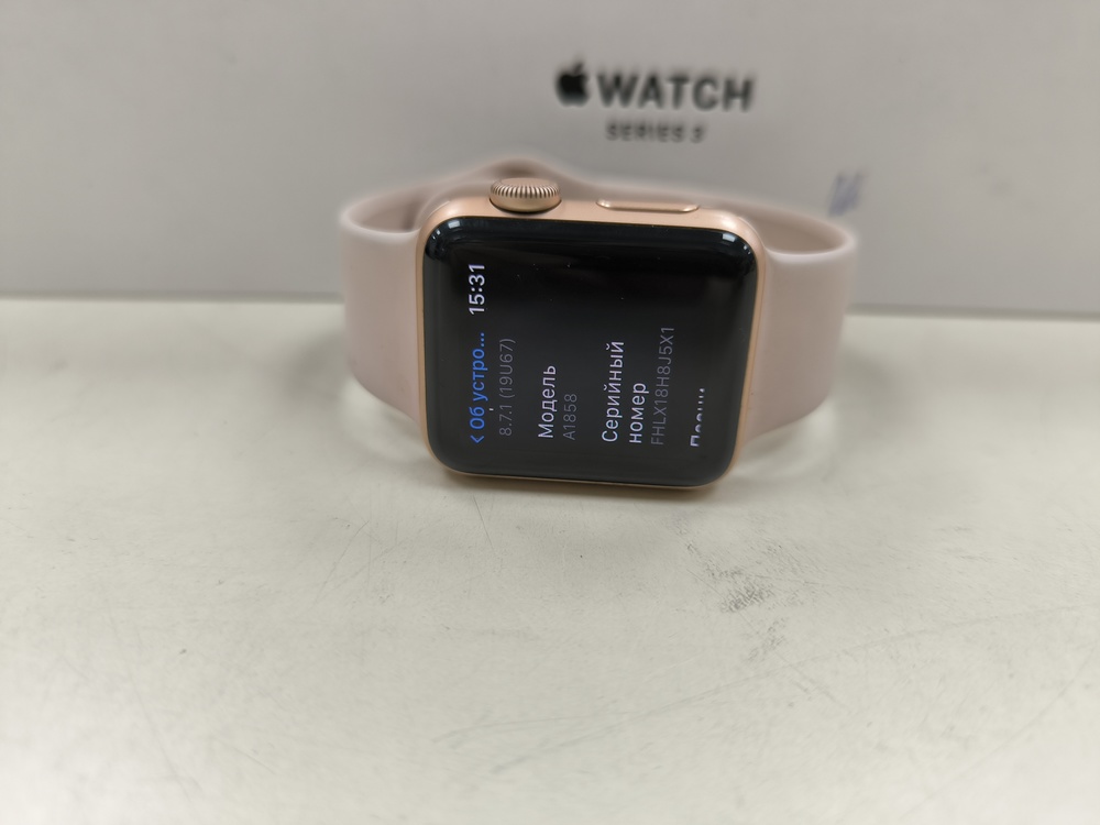 Смарт-часы Apple Watch Series 3 38 мм