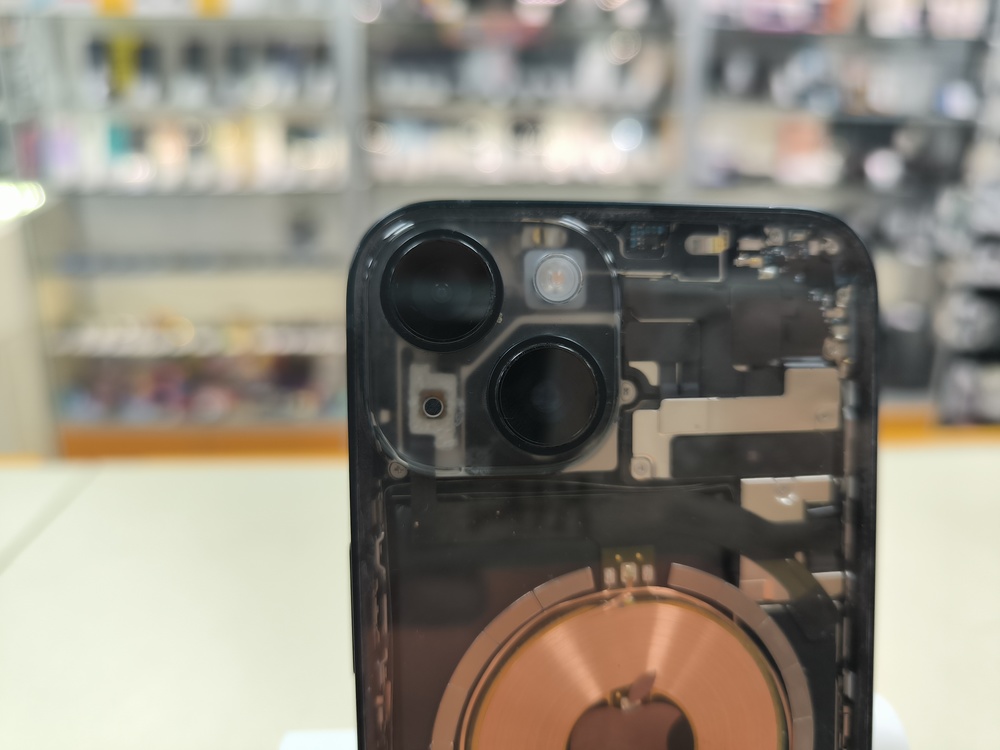 Смартфон Apple Iphone 14 128Gb