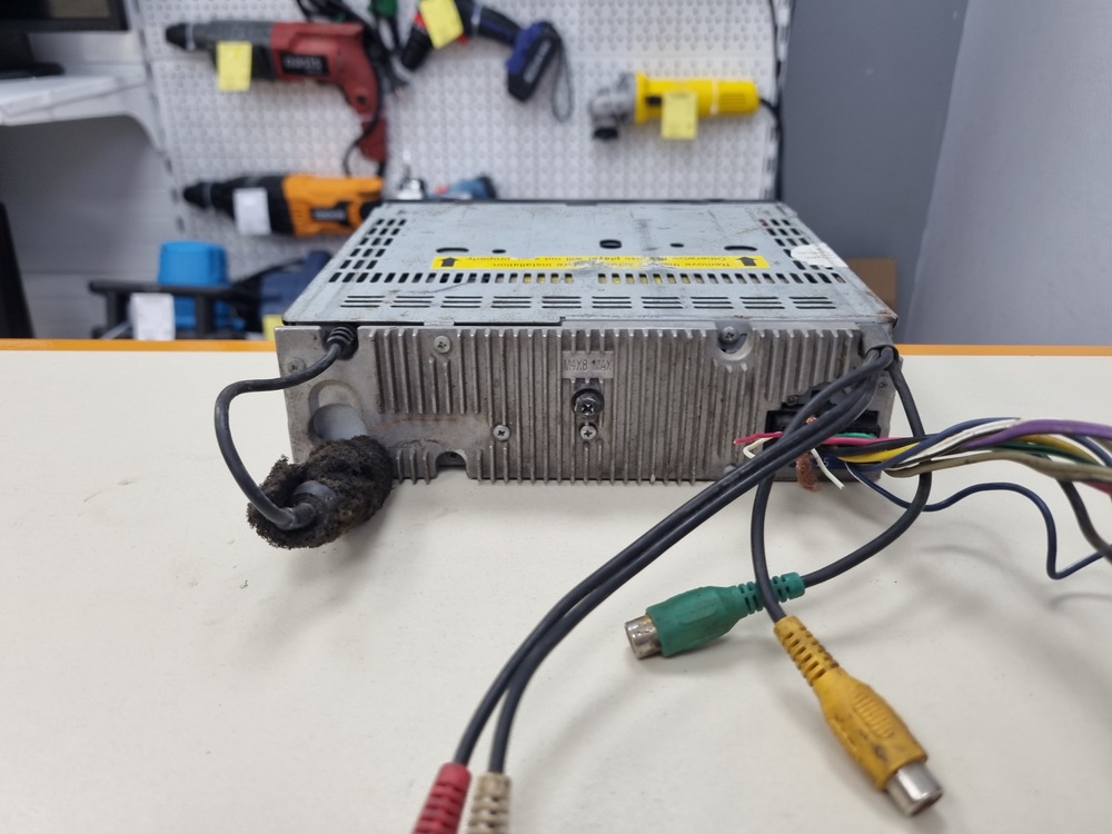 Автомагнитола Pioneer MVH-150UB