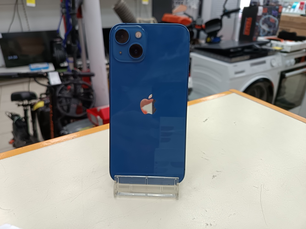 Смартфон Apple iPhone 13 128Gb