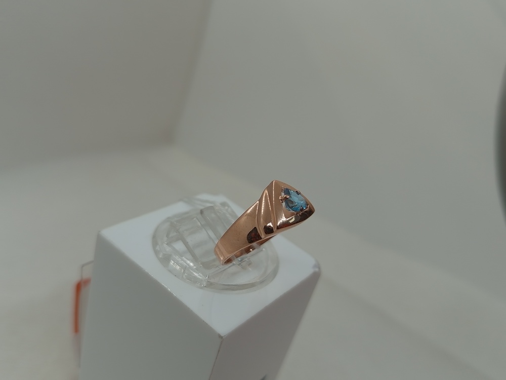 КОЛКМ585 КОЛЬЦО С КАМНЕМ (Au 585)