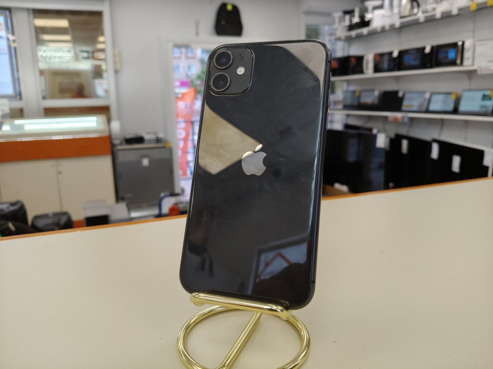 Смартфон Apple iPhone 11 64Gb