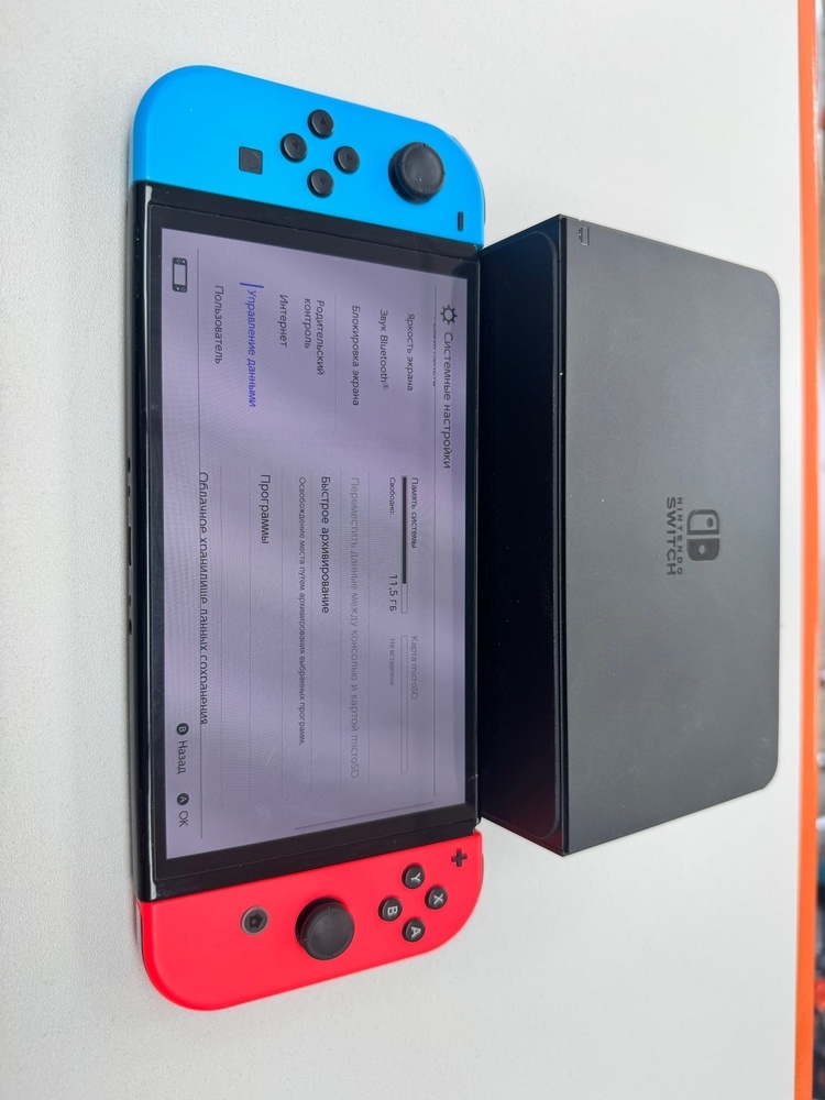 Игровая приставка Nintendo Switch Oled