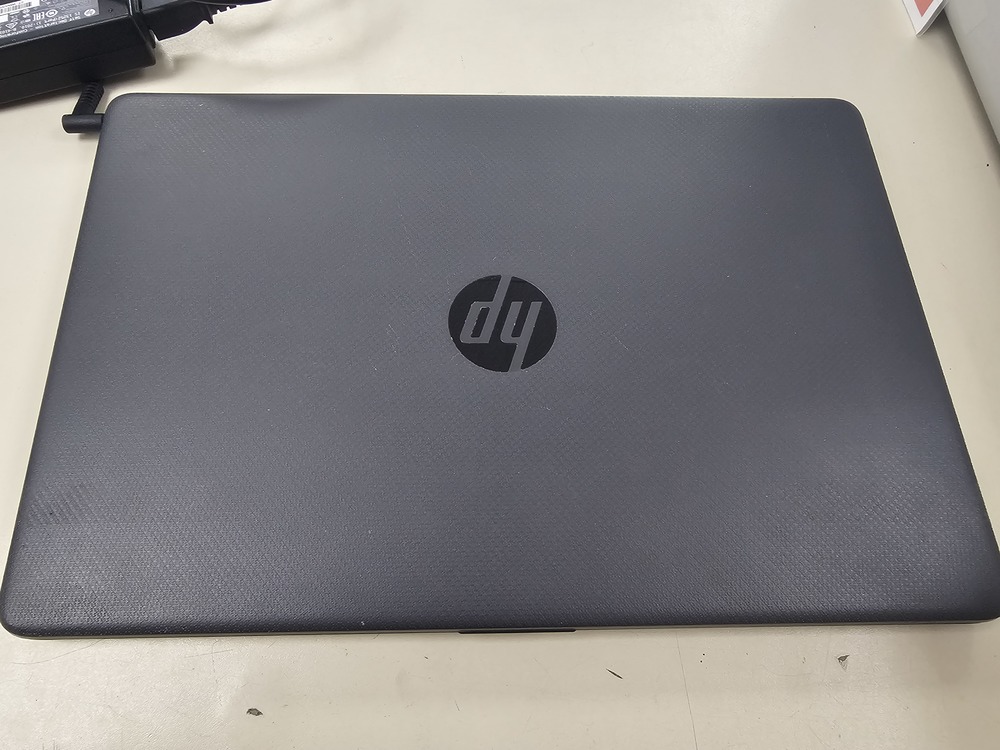 Ноутбук HP; Core i3-1005G1, Intel UHD Graphics, 8 Гб, 240 Гб, Нет