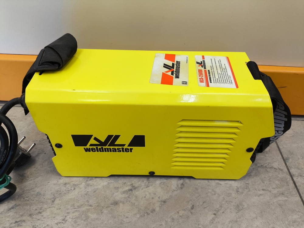 Сварочный аппарат Weldmaster ИСА-250ПН