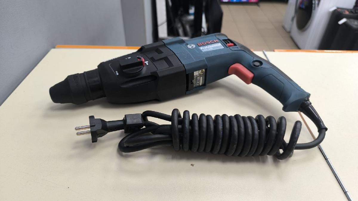 Перфоратор Bosch GBH240