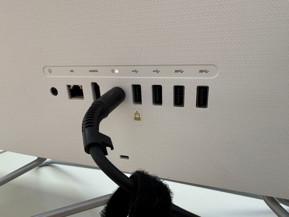 Моноблок HP HP; Athlon 3050U, HD Graphics, 4 Gb, 256 Гб, Нет