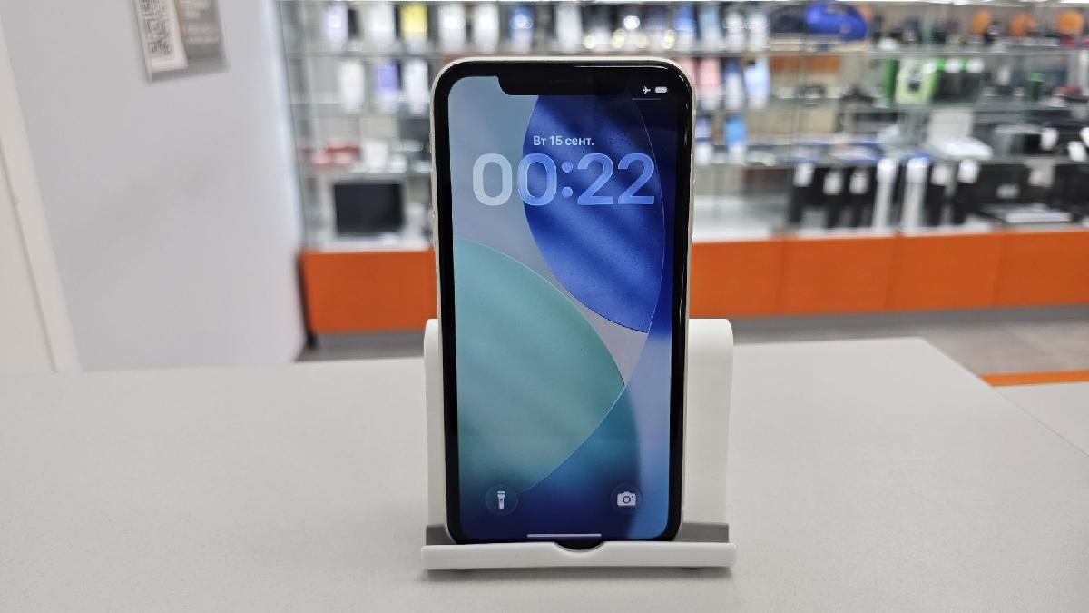 Смартфон Apple iPhone 11 128Gb