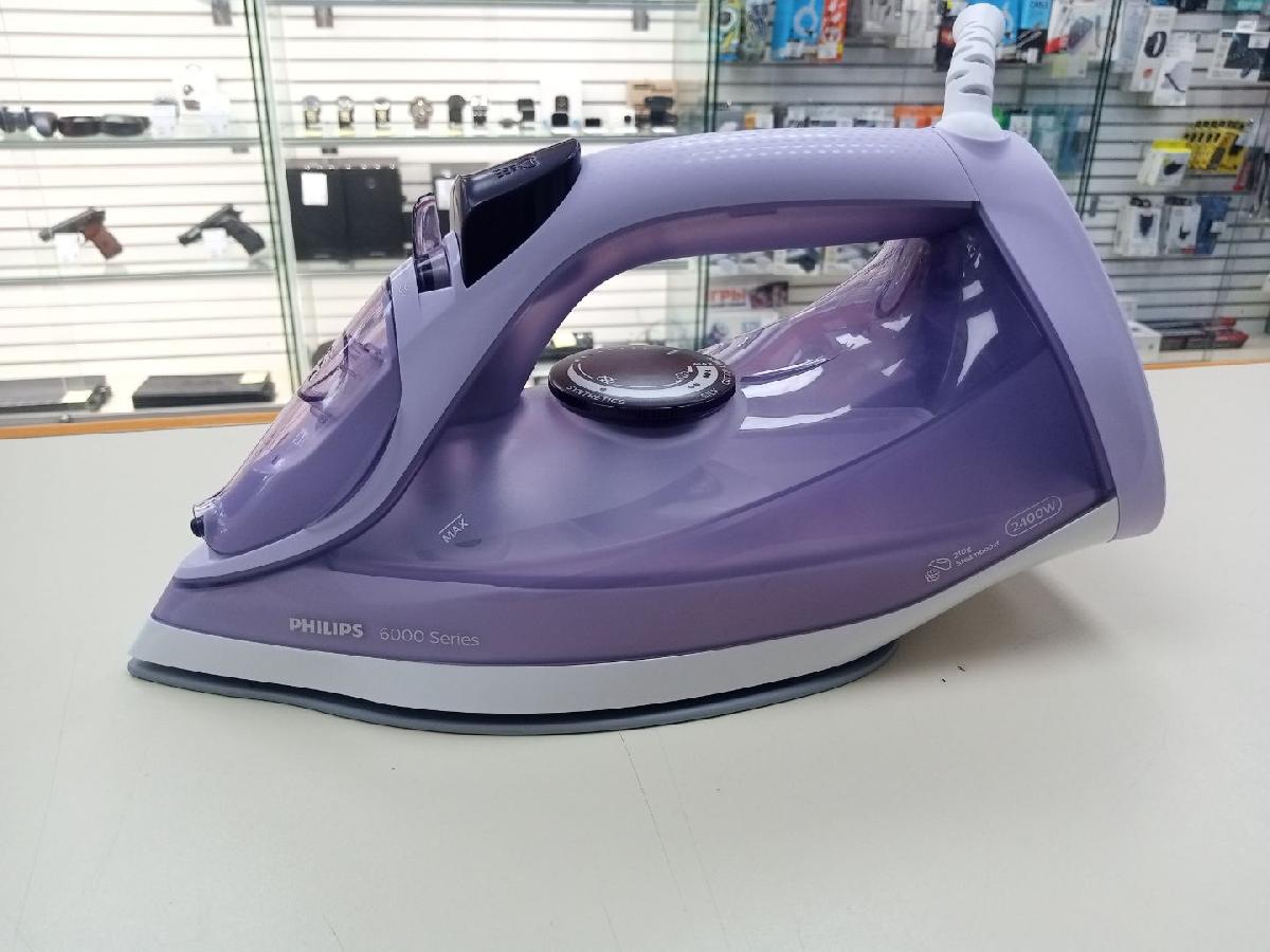 Утюг Philips DST6002/30