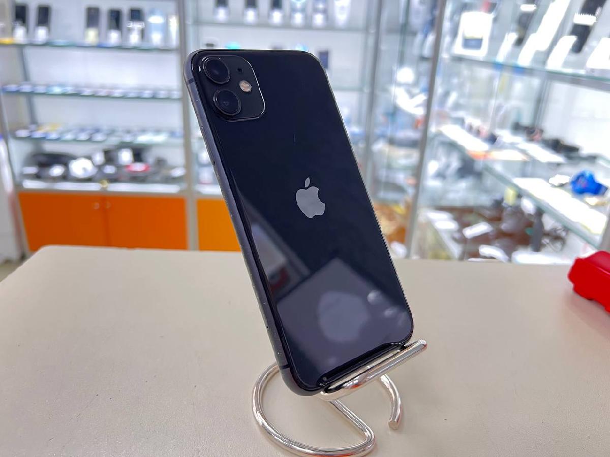 Смартфон Apple iPhone 11 64Gb