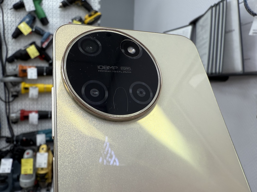 Смартфон Realme 11 8/256