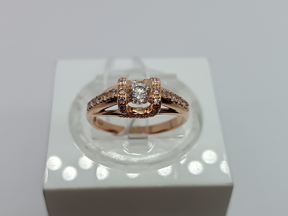 КОЛКМИ585 КОЛЬЦО С КАМНЯМИ (Au 585)