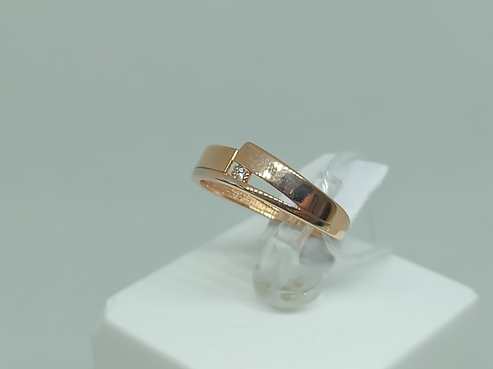 КОЛКМ585 КОЛЬЦО С КАМНЕМ (Au 585)