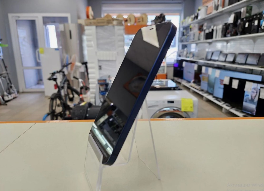 Смартфон Apple iPhone 12 64Gb