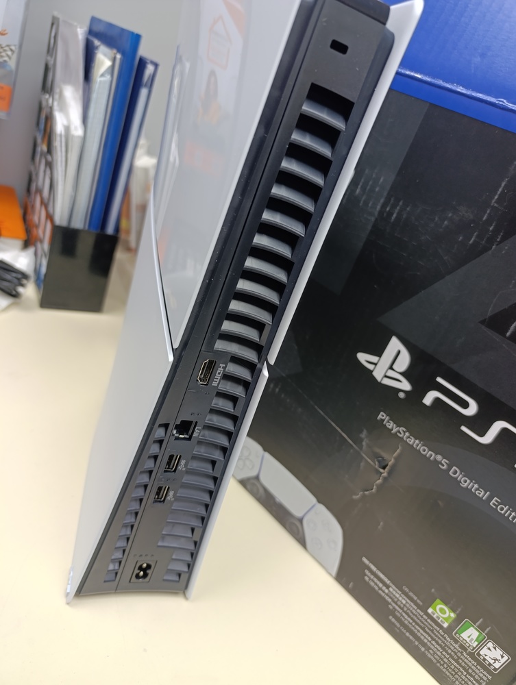 Игровая приставка PlayStation 5 Slim Digital Edition 825Gb