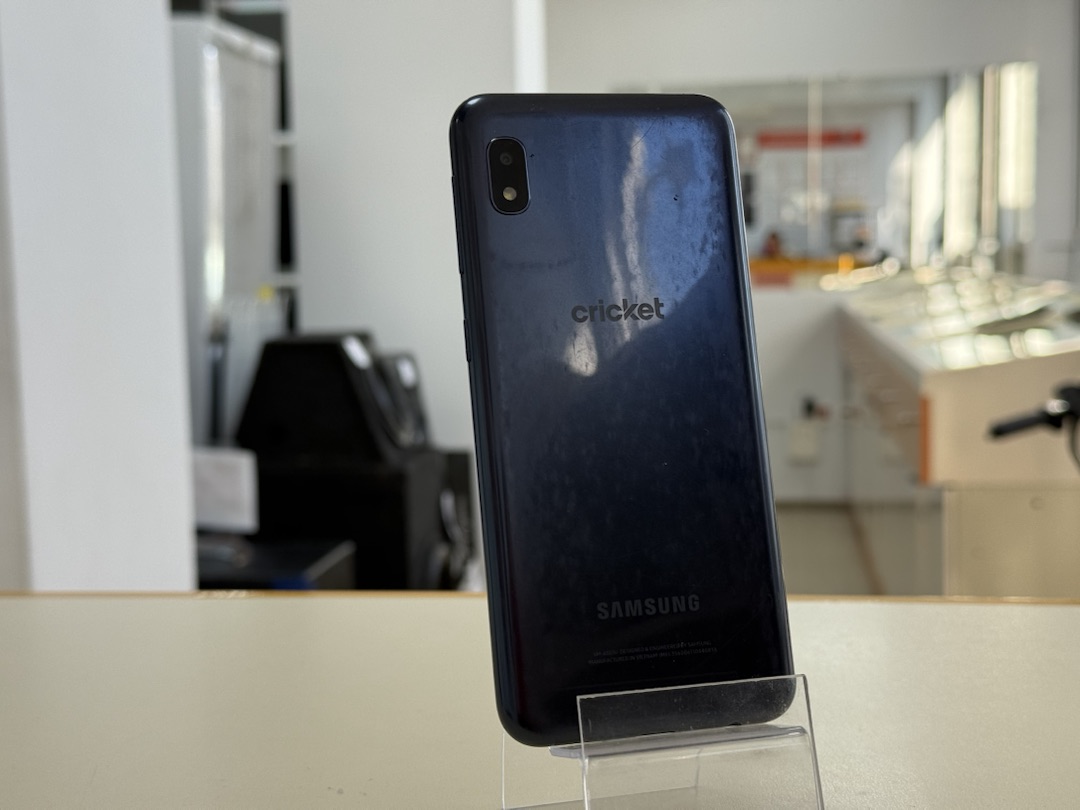 Смартфон Samsung Galaxy A10e 2/32