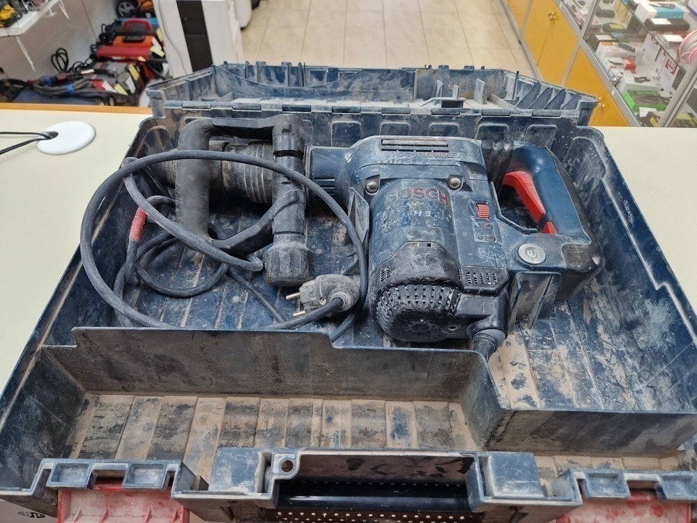 Отбойный молоток Bosch GSH 5E