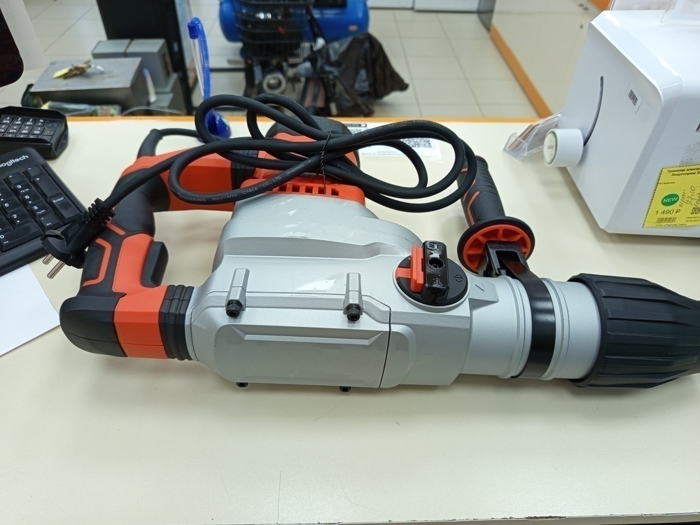 Перфоратор Robust RB30240