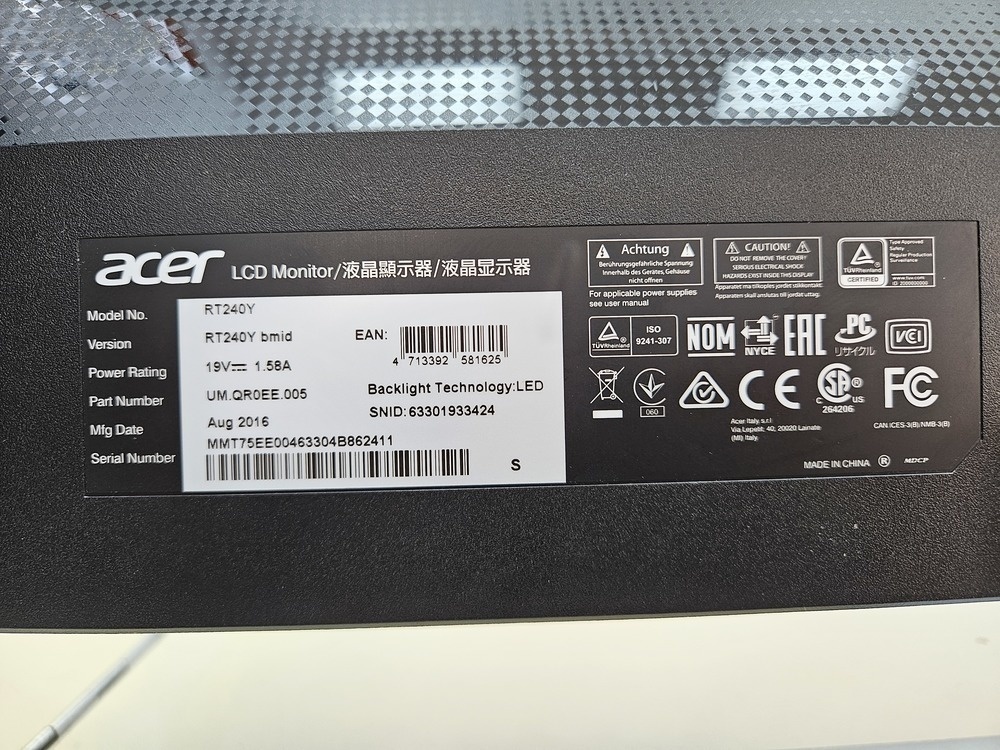 Монитор Acer RT240Y
