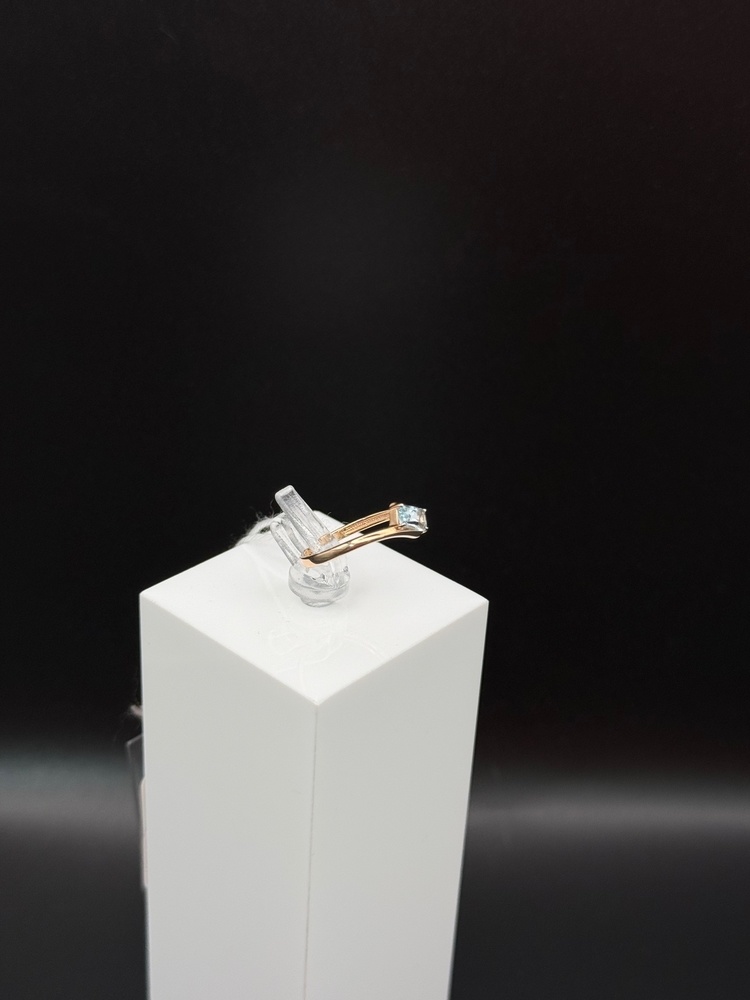 КОЛКМ585 КОЛЬЦО С КАМНЕМ (Au 585)