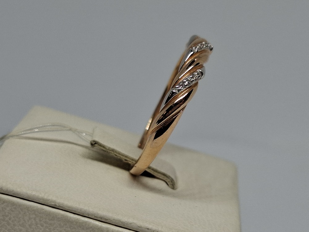 КОЛЬЦО С КАМНЯМИ (Au 585)