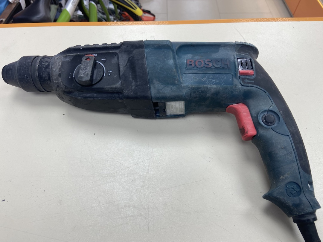 Перфоратор Bosch GBH 2-26 DRE;