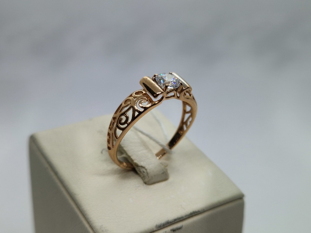 КОЛКМ585 КОЛЬЦО С КАМНЕМ (Au 585)