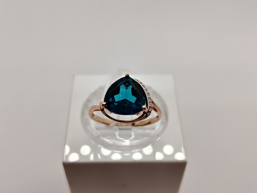 КОЛЬЦО С КАМНЯМИ (Au 585)