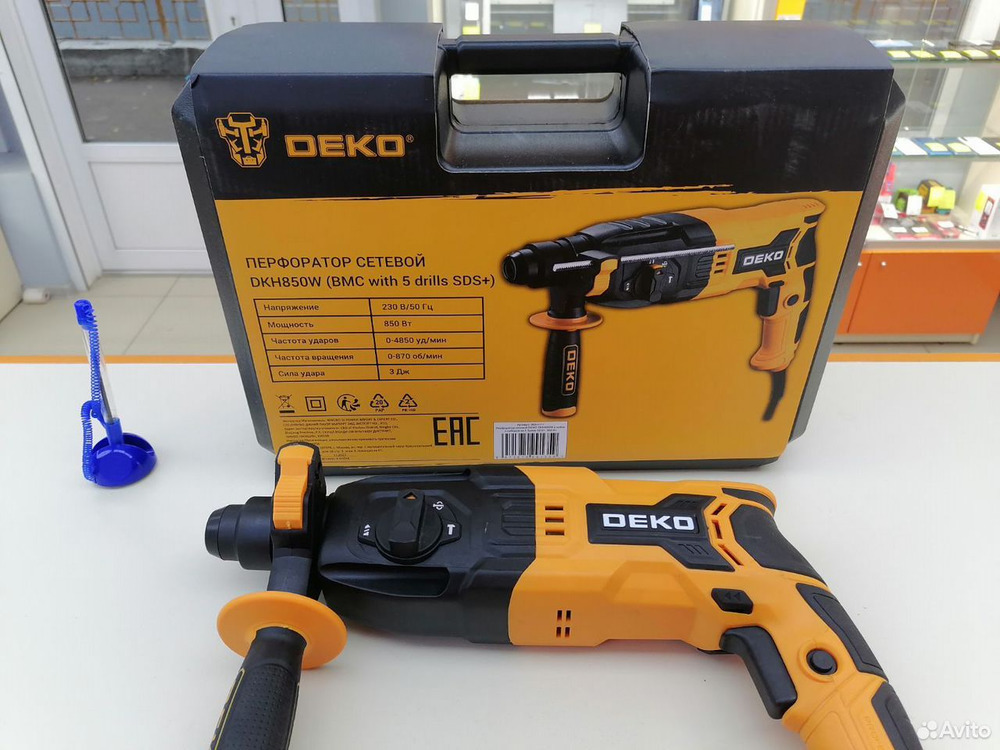Перфоратор Deko DKH850W